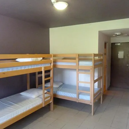 Centre De Vacances Les Pierres Blanches 3*