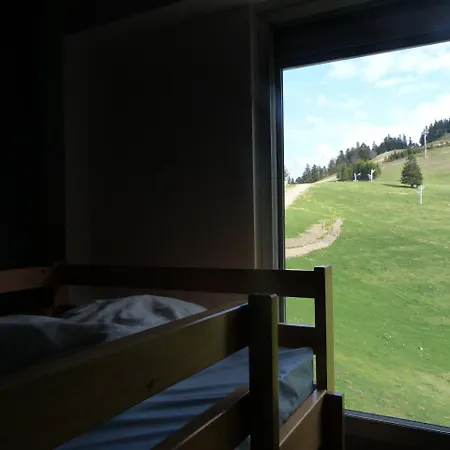 Centre De Vacances Les Pierres Blanches فندق Boutx