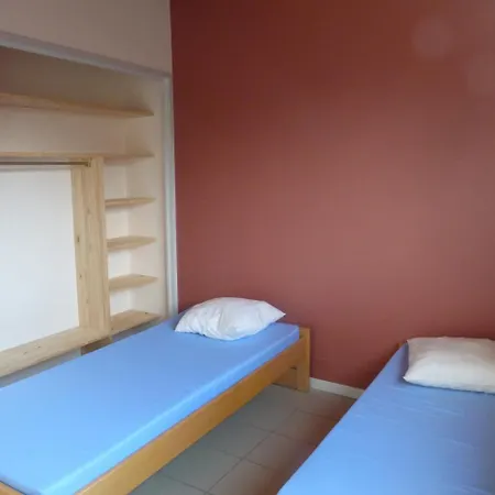 Centre De Vacances Les Pierres Blanches فندق