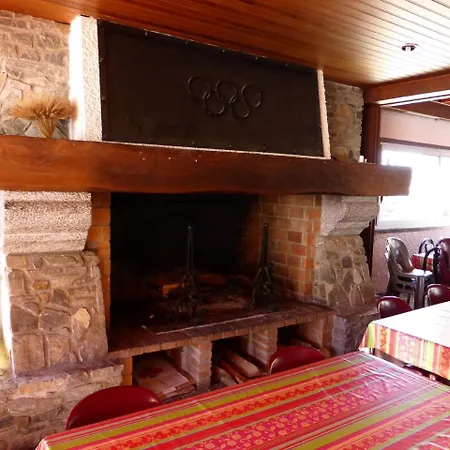 فندق Centre De Vacances Les Pierres Blanches Boutx